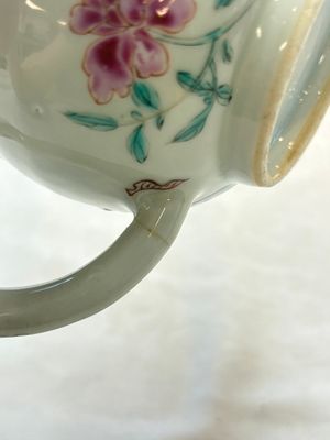 A Chinese famille rose 'Feng Yi Ting 鳳儀亭' teapot, Yongzheng — photo 11