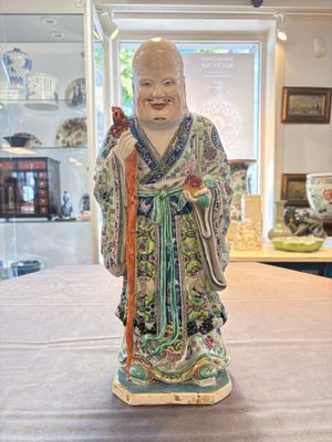 A Chinese famille rose figure of Shoulao, 19th C. — photo 1