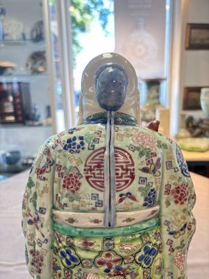 A Chinese famille rose figure of Shoulao, 19th C. — photo 13