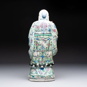 A Chinese famille rose figure of Shoulao, 19th C. — photo 4