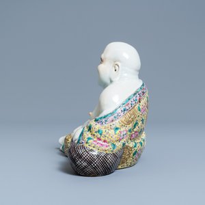 A Chinese famille rose figure of the reclining Buddha, seal mark, Republic — 照片 3