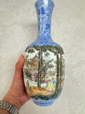 A Chinese famille rose 'Figures at a Lotus Pond' vase, Qianlong mark, 20th C. — photo 4