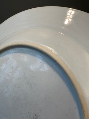 A Chinese famille rose 'fishermen' plate, Yongzheng/Qianlong — 照片 9