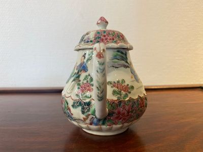 A Chinese famille rose 'fishermen' teapot and cover, Yongzheng — photo 4