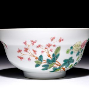 A Chinese famille rose floral bowl, Guangxu mark and prob. of the period, 19/20th C. — 照片 5