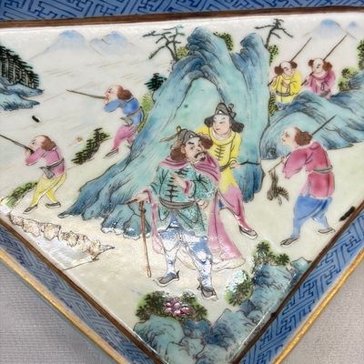 A Chinese famille rose 'Foreigners Hunting' six-piece sweetmeat set on a wooden tray — photo 26