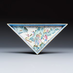 A Chinese famille rose 'Foreigners Hunting' six-piece sweetmeat set on a wooden tray — photo 5