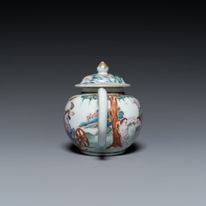 A Chinese famille rose 'Four elements' teapot and cover, Qianlong — photo 5