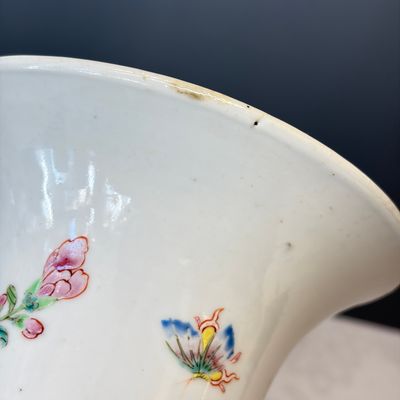 A Chinese famille rose four-piece garniture with floral design — photo 37