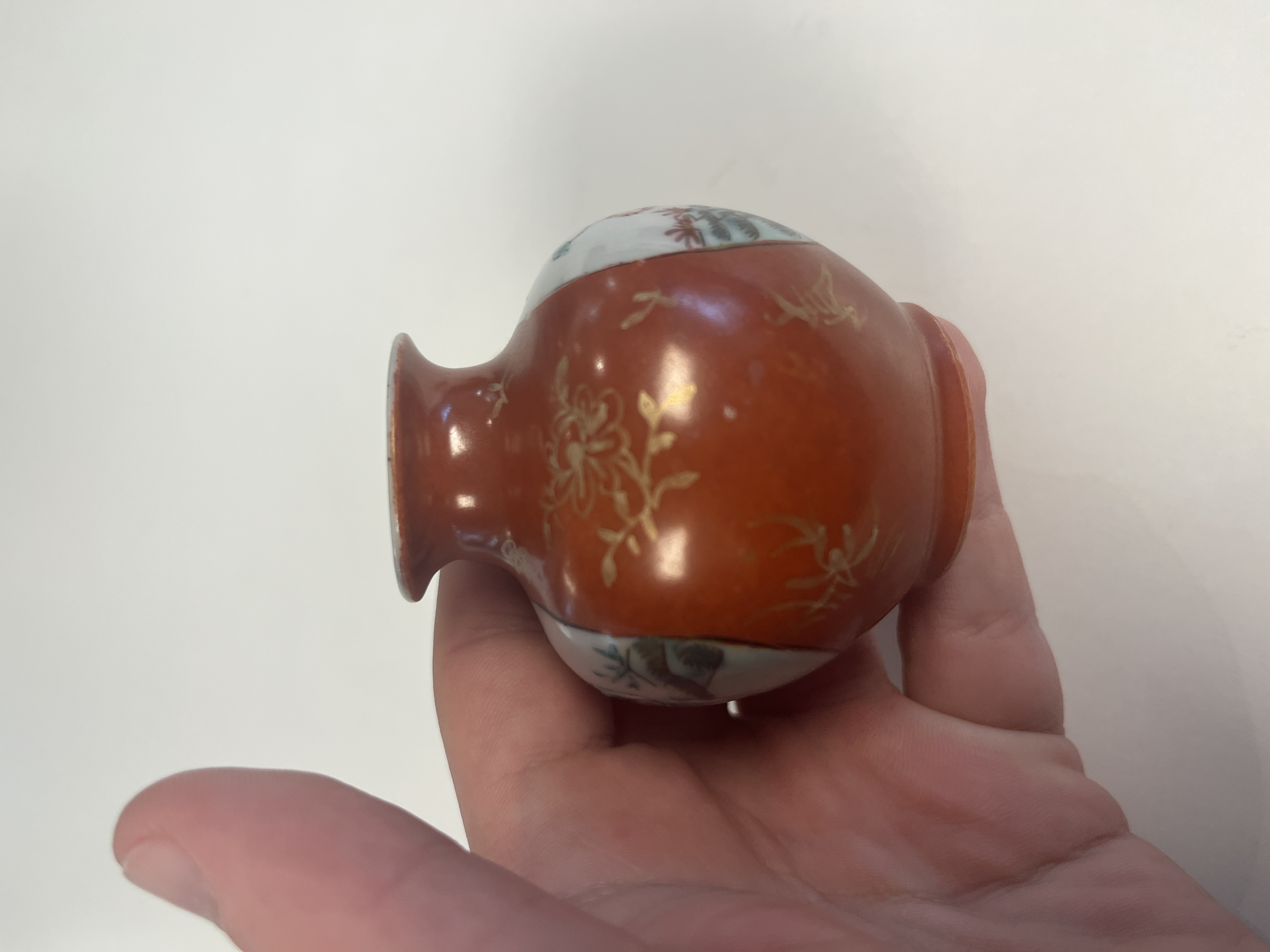 A Chinese famille rose gilt coral-red-ground 'Playing Boys' jarlet — photo 5