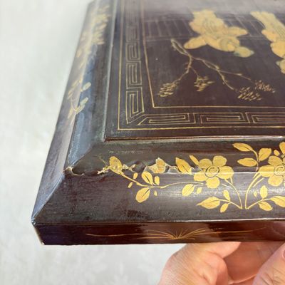 A Chinese famille rose 'Goldfish' nine-piece sweetmeat set in a gilt-lacquered box and cover — photo 7