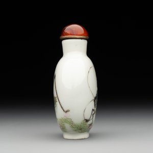 A Chinese famille rose 'grasshopper' snuff bottle, Daoguang mark and of the period — foto 4