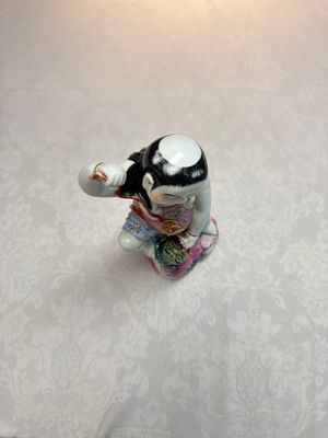 A Chinese famille rose group of Liu Hai and his three-legged toad, Wei Hongtai Zao 魏洪泰造 mark, Republic — photo 3
