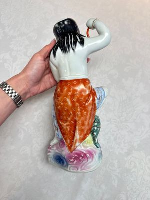 A Chinese famille rose group of Liu Hai and his three-legged toad, Wei Hongtai Zao 魏洪泰造 mark, Republic — photo 4