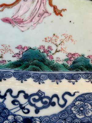 A Chinese famille rose 'He Xiangu' charger with a blue and white border, Qianlong — 照片 7