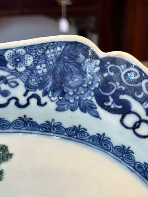 A Chinese famille rose 'He Xiangu' charger with a blue and white border, Qianlong — 照片 9
