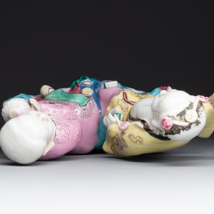 A Chinese famille rose 'Hehe Erxian' group on a wooden stand, Qianlong — photo 6