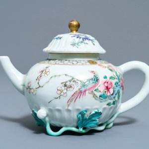 A Chinese famille rose helmet-shaped jug and a relief-decorated teapot, Yongzheng — photo 10