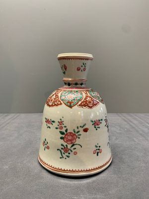 A Chinese famille rose hookah base with floral design for the Islamic market, Qianlong — photo 4