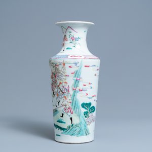 A Chinese famille rose 'horseriders' vase, 19th C. — photo 4