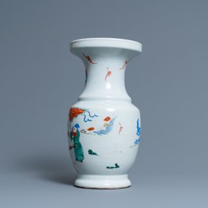 A Chinese famille rose 'horseriders' vase, Yongzheng — photo 3