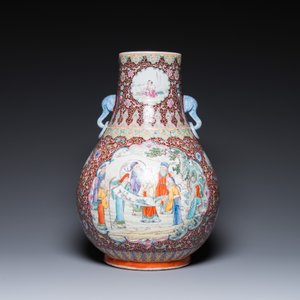A Chinese famille rose 'hu' vase and a pair of fish bowls, 20th C. — 照片 8