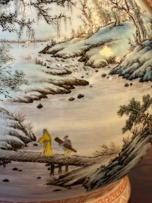 A Chinese famille rose 'hu' vase with mountainous landscape, signed Wang Xiaoting 汪小亭, dated 1943 — 照片 7