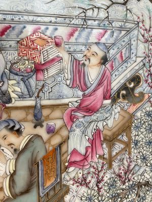 A Chinese famille rose 'hundred boys' plaque, Qianlong mark, 20th C. — foto 12