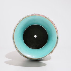 A Chinese famille rose "Hundred boys" vase, 19th C. — 照片 6