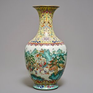 A Chinese famille rose 'hundred boys' vase, Jiaqing mark, 19/20th C. — photo 1