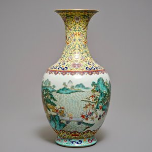 A Chinese famille rose 'hundred boys' vase, Jiaqing mark, 19/20th C. — photo 4