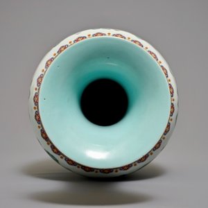 A Chinese famille rose 'hundred boys' vase, Jiaqing mark, 19/20th C. — photo 6