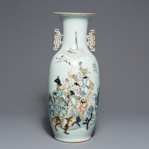 A Chinese famille rose 'Immortals' vase, 19/20th C. — photo 1