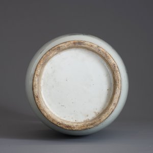 A Chinese famille rose 'Immortals' vase, 19/20th C. — 照片 10