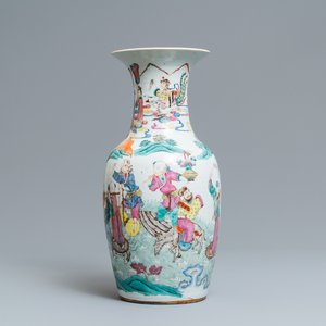 A Chinese famille rose 'immortals' vase, 19th C. — photo 1