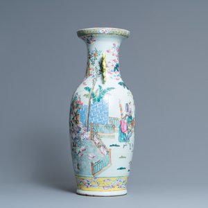 A Chinese famille rose 'immortals' vase, 19th C. — photo 4