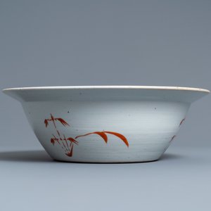 A Chinese famille rose 'immortals' vase, a Canton dish and a bowl, 19th C. — photo 11