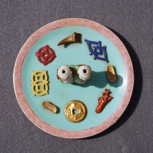 A Chinese famille rose joss stick holder, Jiaqing mark and probably of the period — photo 11