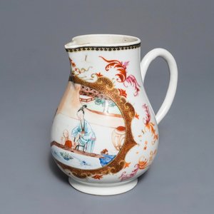 A Chinese famille rose jug with figural design, Yongzheng — photo 1