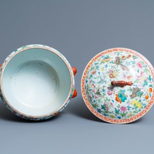A Chinese famille rose 'kamcheng' bowl and cover with butterflies, 19th C. — 照片 5