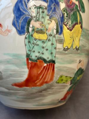 A Chinese famille rose 'ladies and boys' jar, Yongzheng/Qianlong — photo 13