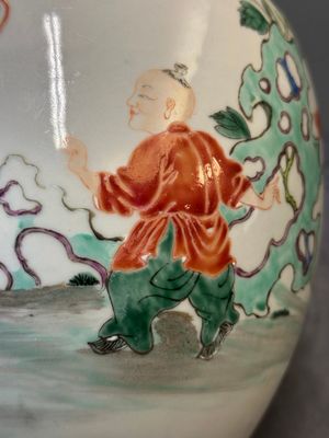 A Chinese famille rose 'ladies and boys' jar, Yongzheng/Qianlong — photo 19