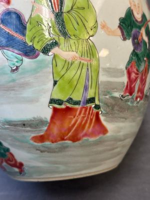 A Chinese famille rose 'ladies and boys' jar, Yongzheng/Qianlong — photo 9