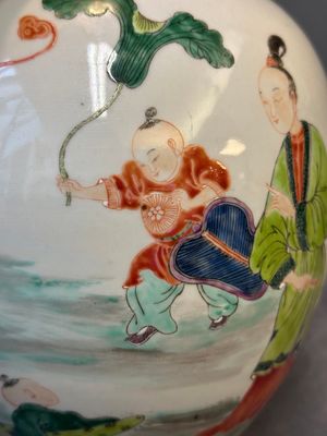 A Chinese famille rose 'ladies and boys' jar, Yongzheng/Qianlong — photo 10