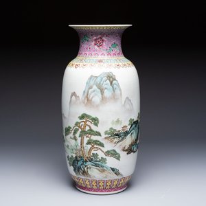 A Chinese famille rose 'Landscape' vase, Qianlong mark, 20th C. — photo 1