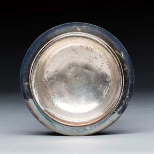A Chinese famille rose 'Li Bai 李白' and 'Lu Tong 盧仝' wine pot with a silver cover — photo 10