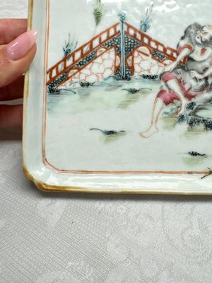 A Chinese famille rose 'Li Tieguai' square tray, 19th C. — foto 2