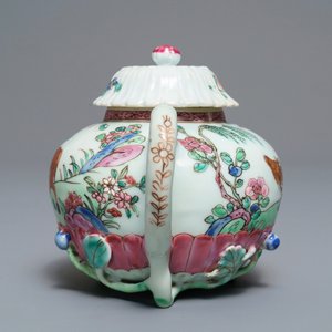 A Chinese famille rose lotus-moulded teapot and cover, Yongzheng — 照片 3