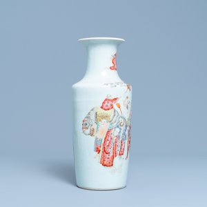 A Chinese famille rose 'luohan and mythical animals' vase, 19/20th C. — photo 4