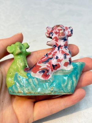 A Chinese famille rose 'Mandarin' group and a 'Qilin' water dropper, Qianlong — photo 3